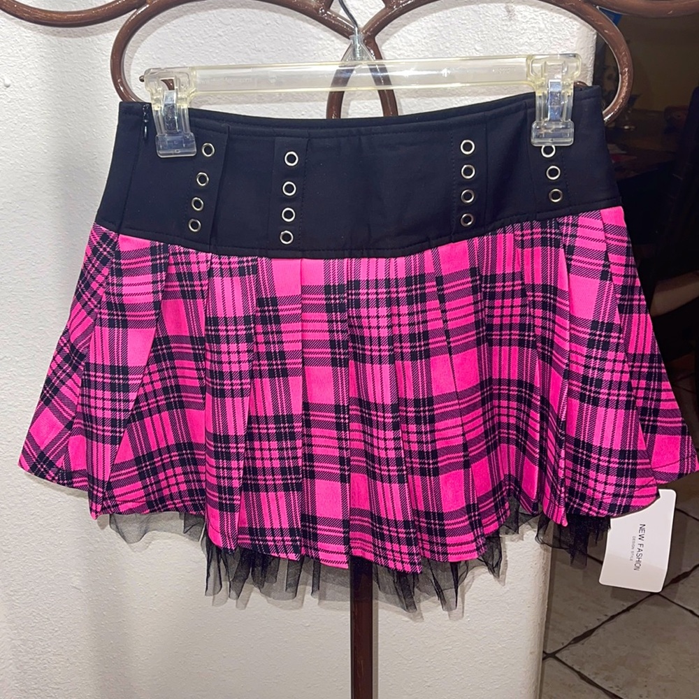 Mini skirt small new !